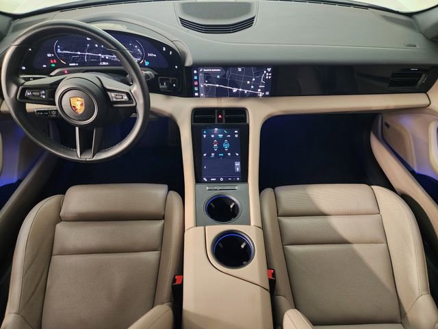 Used 2021 Porsche Taycan RWD image 4