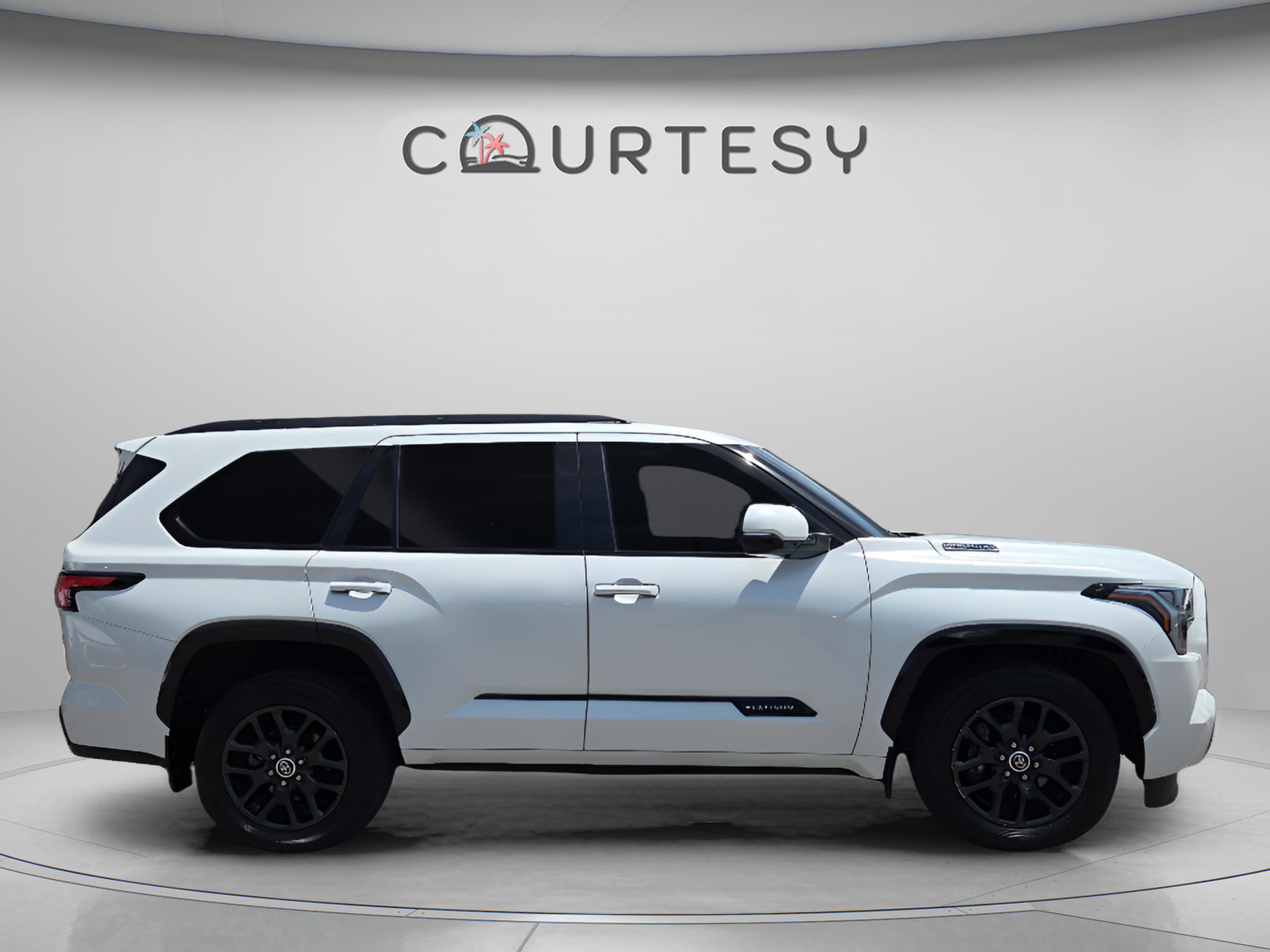 Certified 2023 Toyota Sequoia Platinum image 6