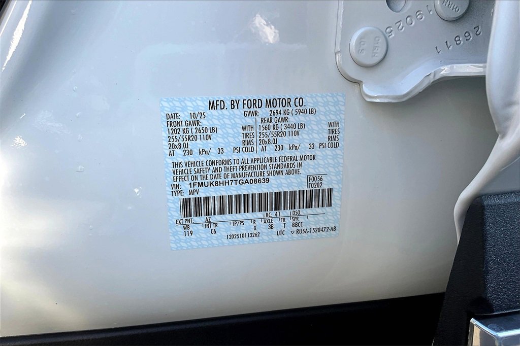 New 2026 Ford Explorer Platinum image 12