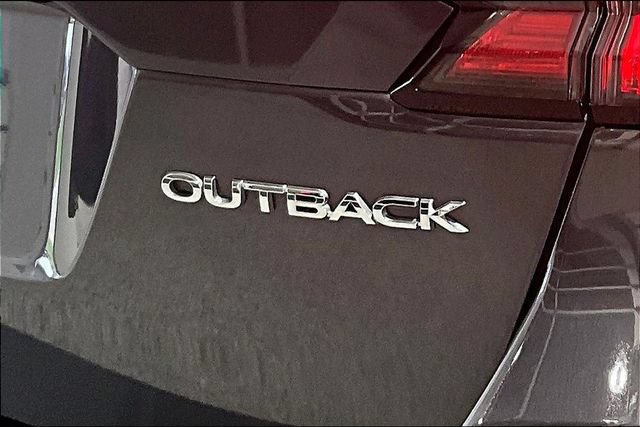 Used 2022 Subaru Outback Premium AWD/4WD image 30