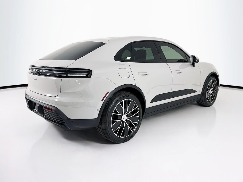 New 2026 Porsche Macan Electric RWD image 9