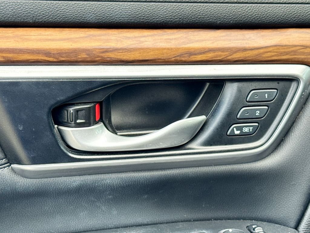 Used 2021 Honda CR-V Touring image 13