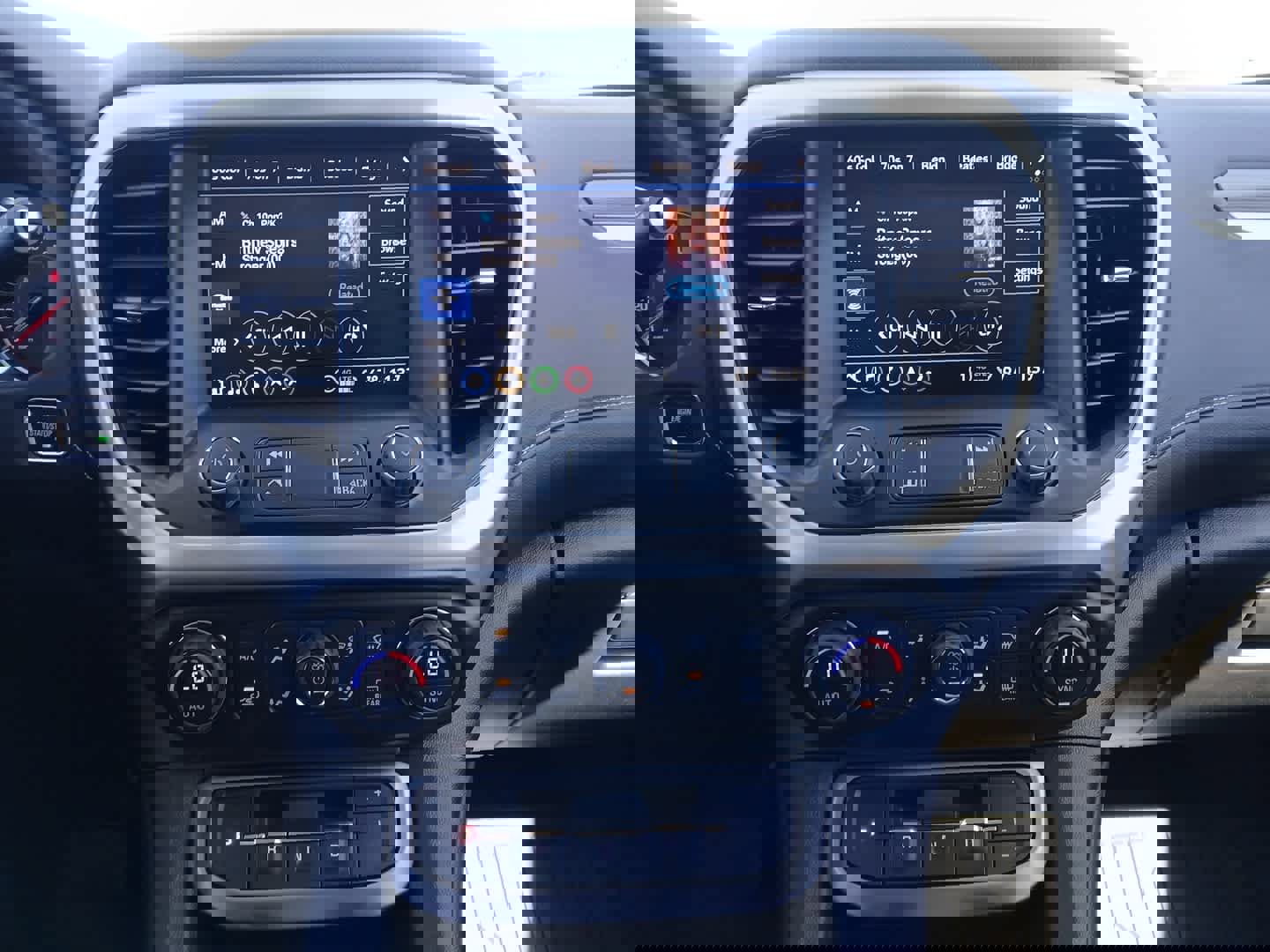 Used 2023 GMC Acadia SLT w/ Preferred Package image 29