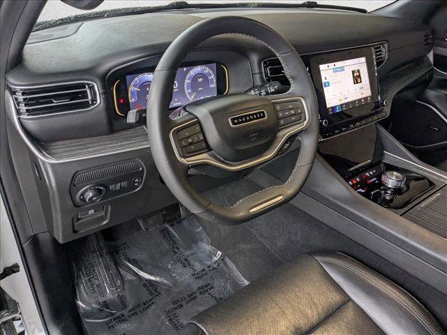 Used 2024 Jeep Wagoneer L Series II w/ Flexible Seating Group image 10