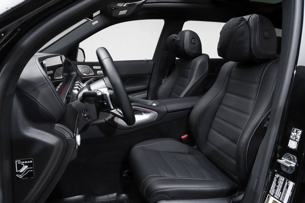 New 2026 Mercedes-Benz GLS 580 4MATIC image 9