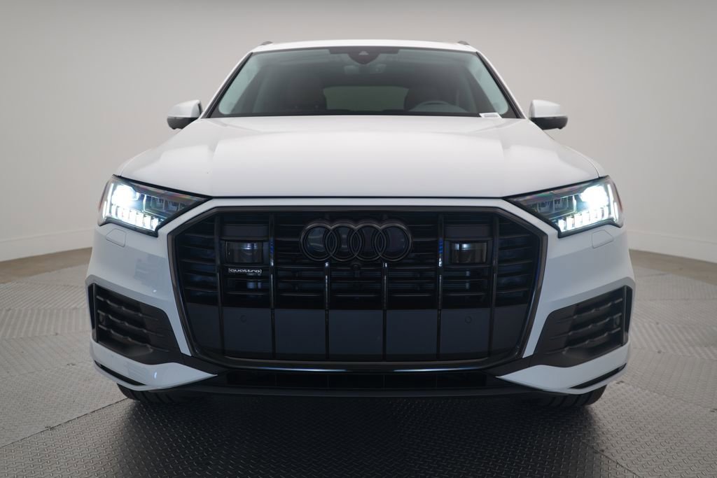 Used 2023 Audi Q7 2.0T Premium Plus w/ Premium Plus Package AWD/4WD image 5