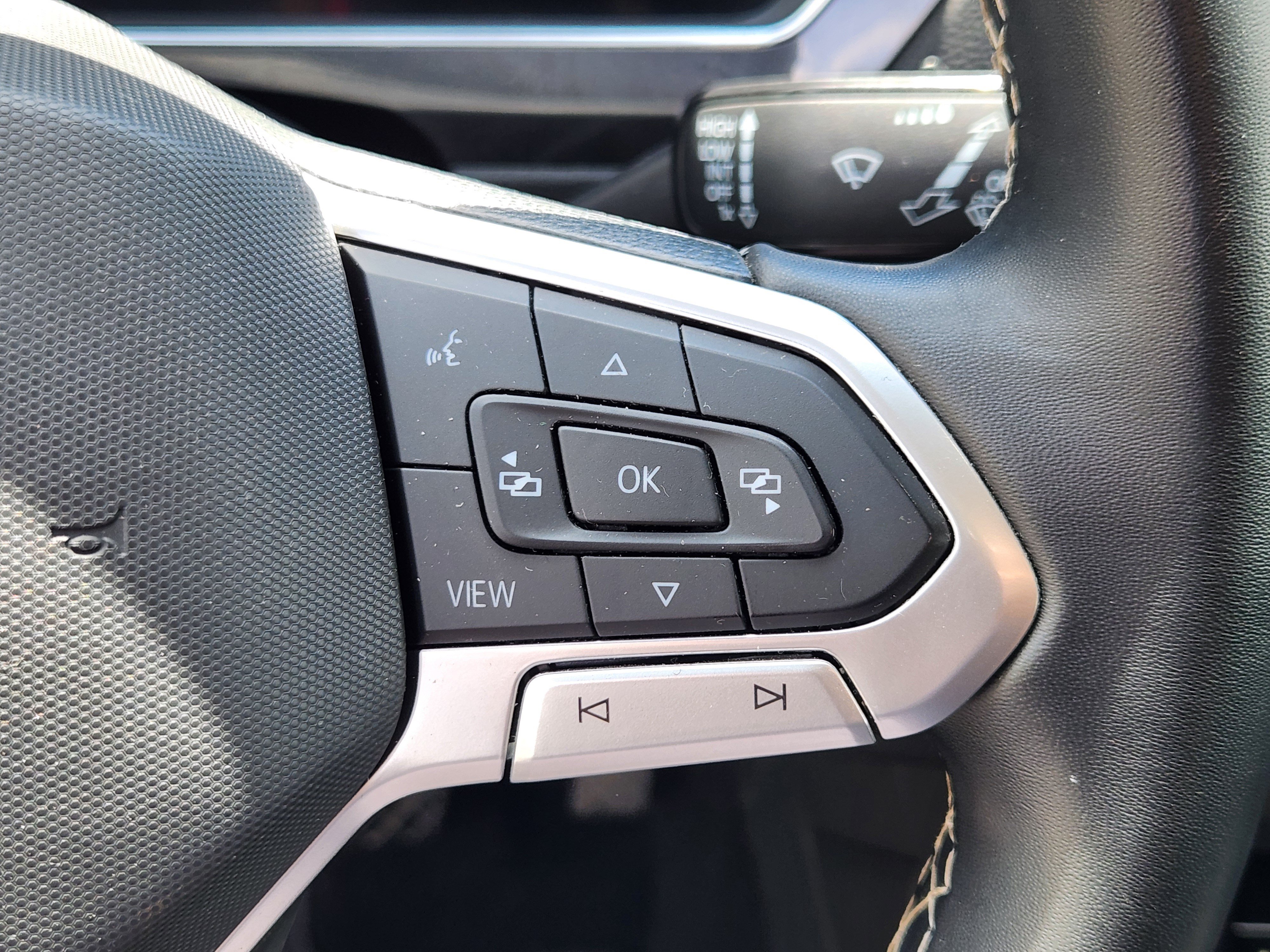 Certified 2022 Volkswagen Tiguan SE AWD/4WD image 24