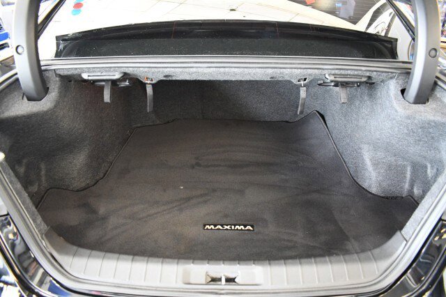 Used 2023 Nissan Maxima SR w/ Sport Mat Group FWD image 16