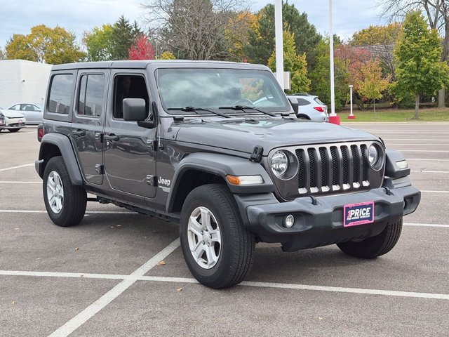 Used 2019 Jeep Wrangler Unlimited Sport S AWD/4WD image 3