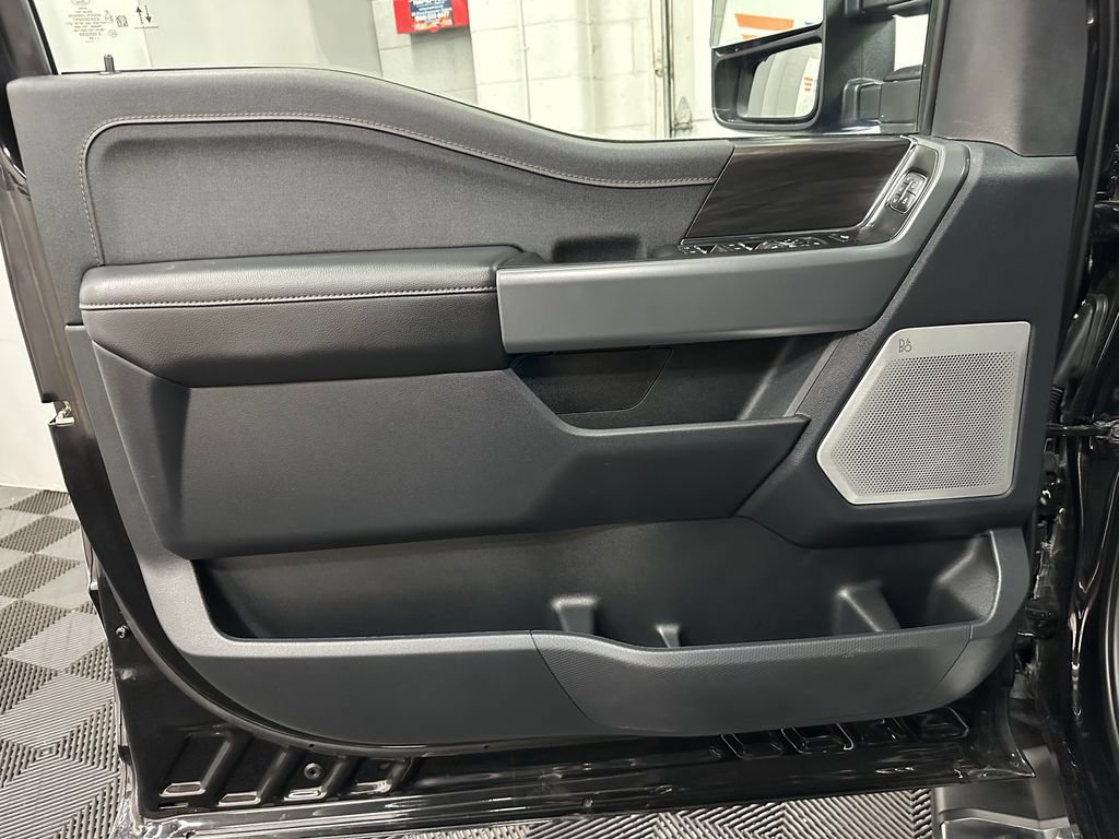 Used 2024 Ford F150 Lariat w/ Equipment Group 502A High AWD/4WD image 18