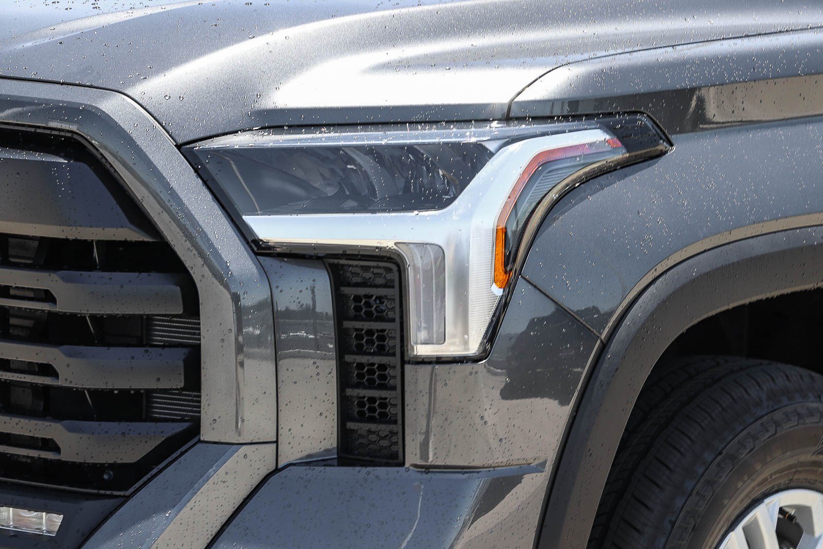 New 2026 Toyota Tundra SR5 w/ SR5 Convenience Package RWD image 10