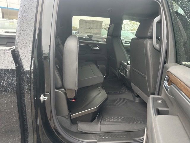 New 2026 Chevrolet Silverado 1500 High Country w/ LPO, Dark Essentials Package image 31