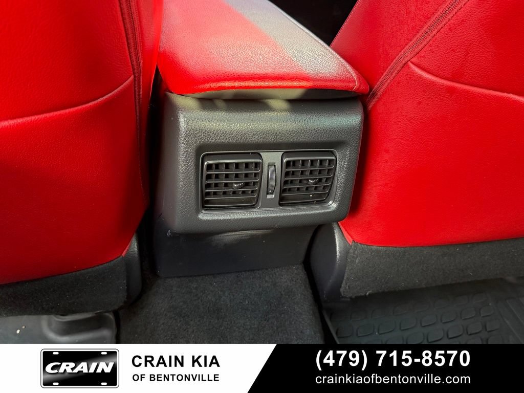 Used 2018 Toyota Camry XSE FWD image 27