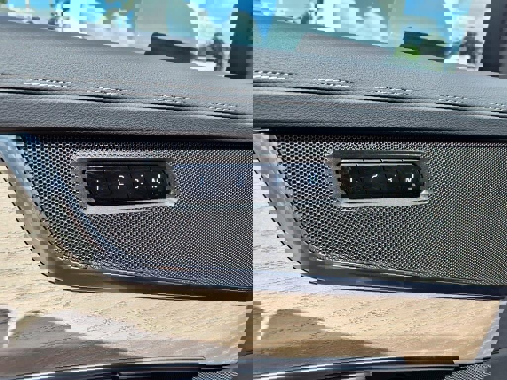 New 2026 Volvo XC90 B5 Core image 12