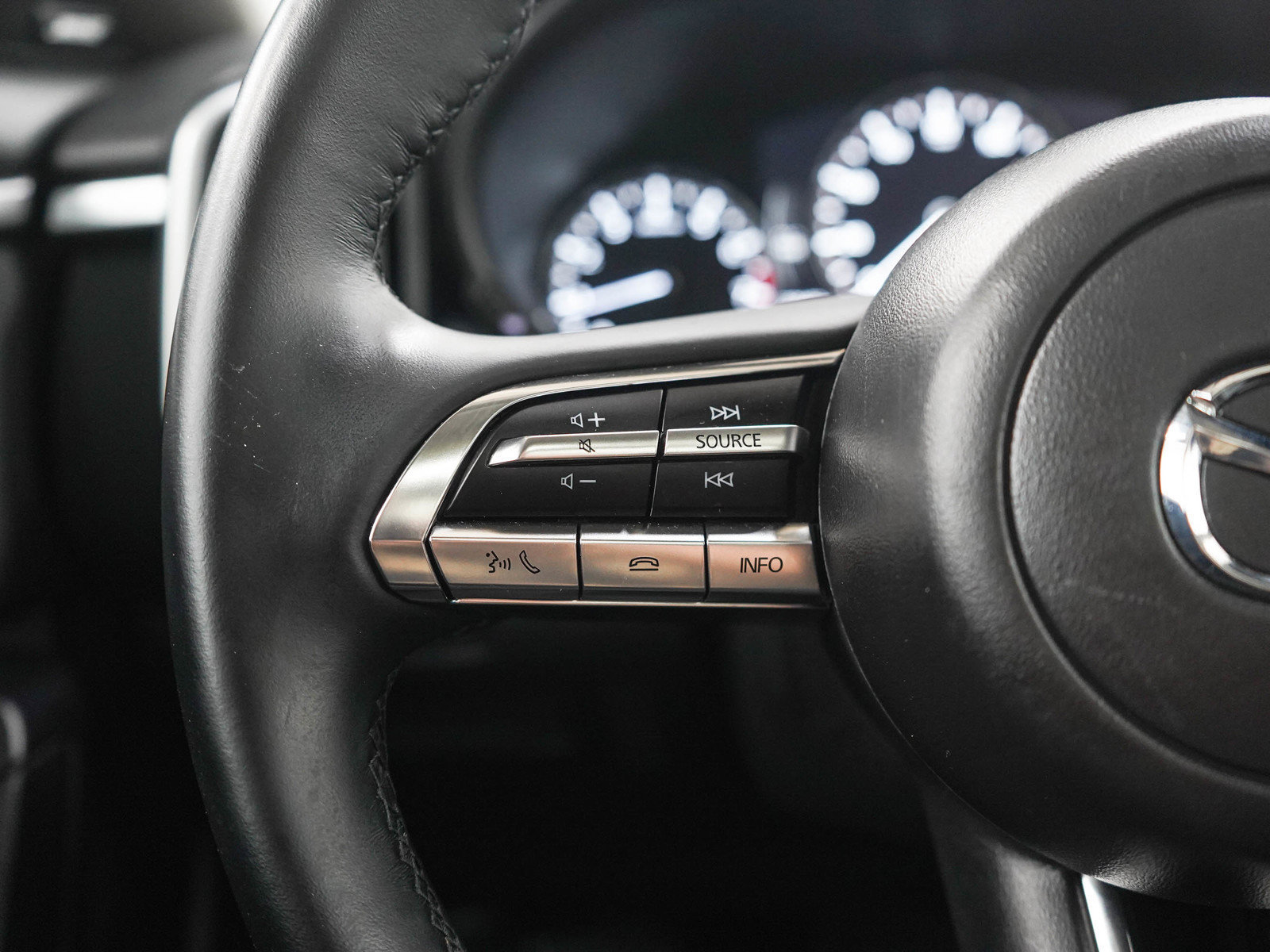 Used 2025 MAZDA CX-50 AWD 2.5 S w/ Premium Package image 27