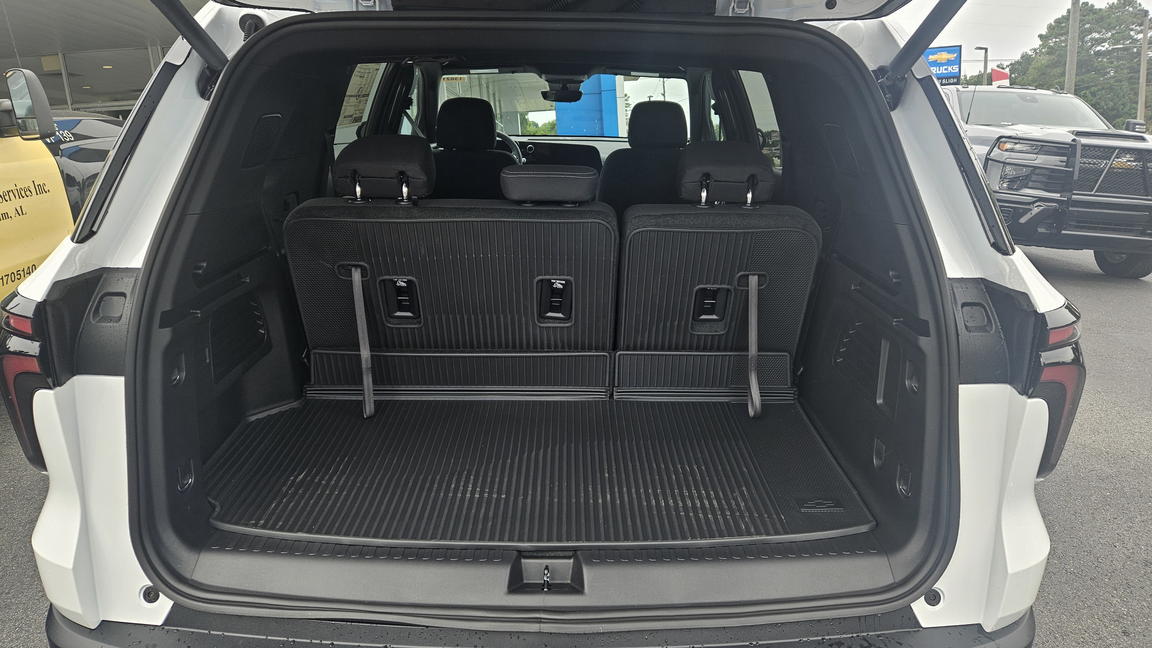 New 2026 Chevrolet Traverse LT w/ Driver Confidence Package image 8