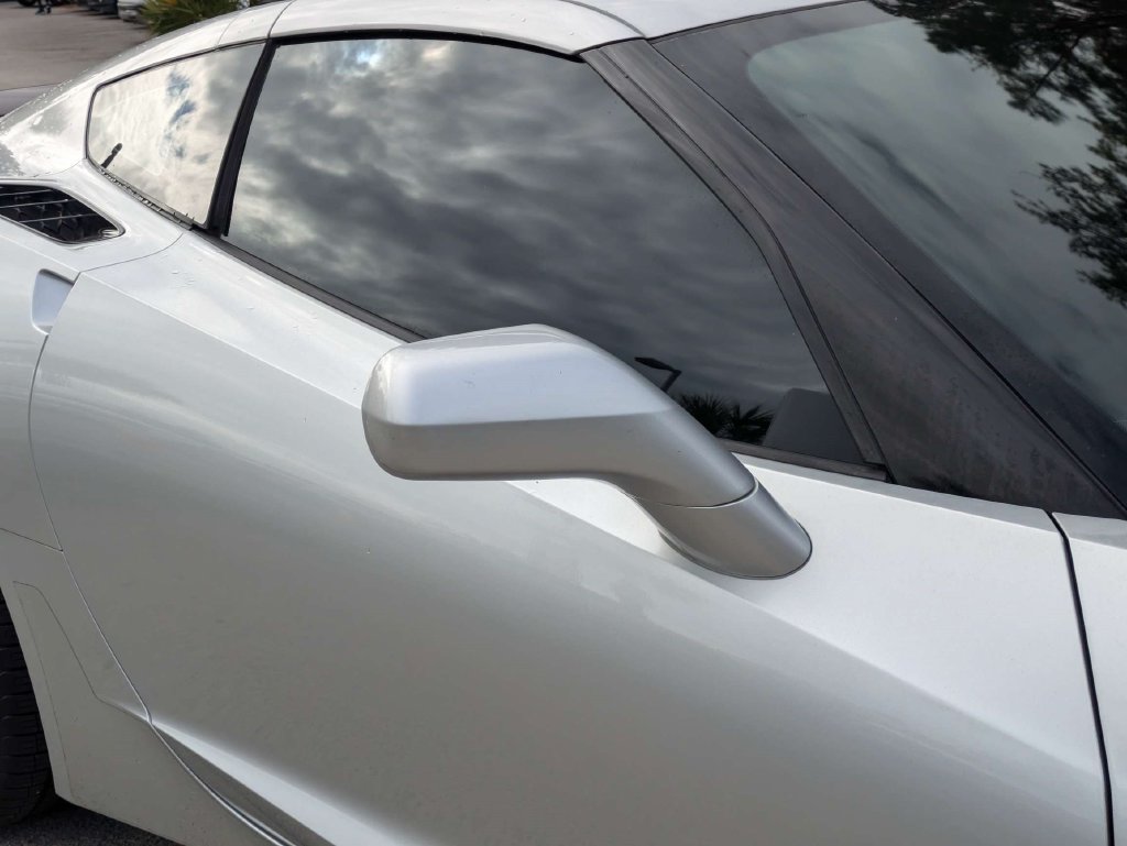Used 2018 Chevrolet Corvette Stingray Coupe w/ 1LT RWD image 12
