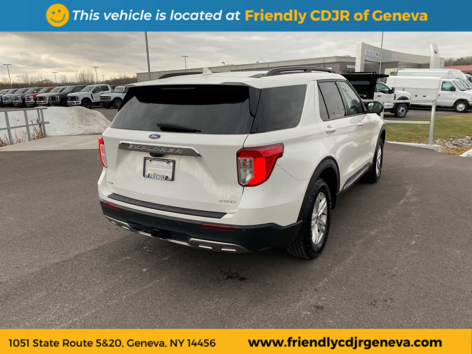 Used 2022 Ford Explorer XLT w/ Equipment Group 202A image 5