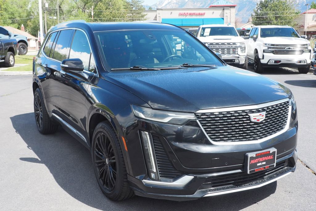 Used 2020 Cadillac XT6 Premium Luxury image 3