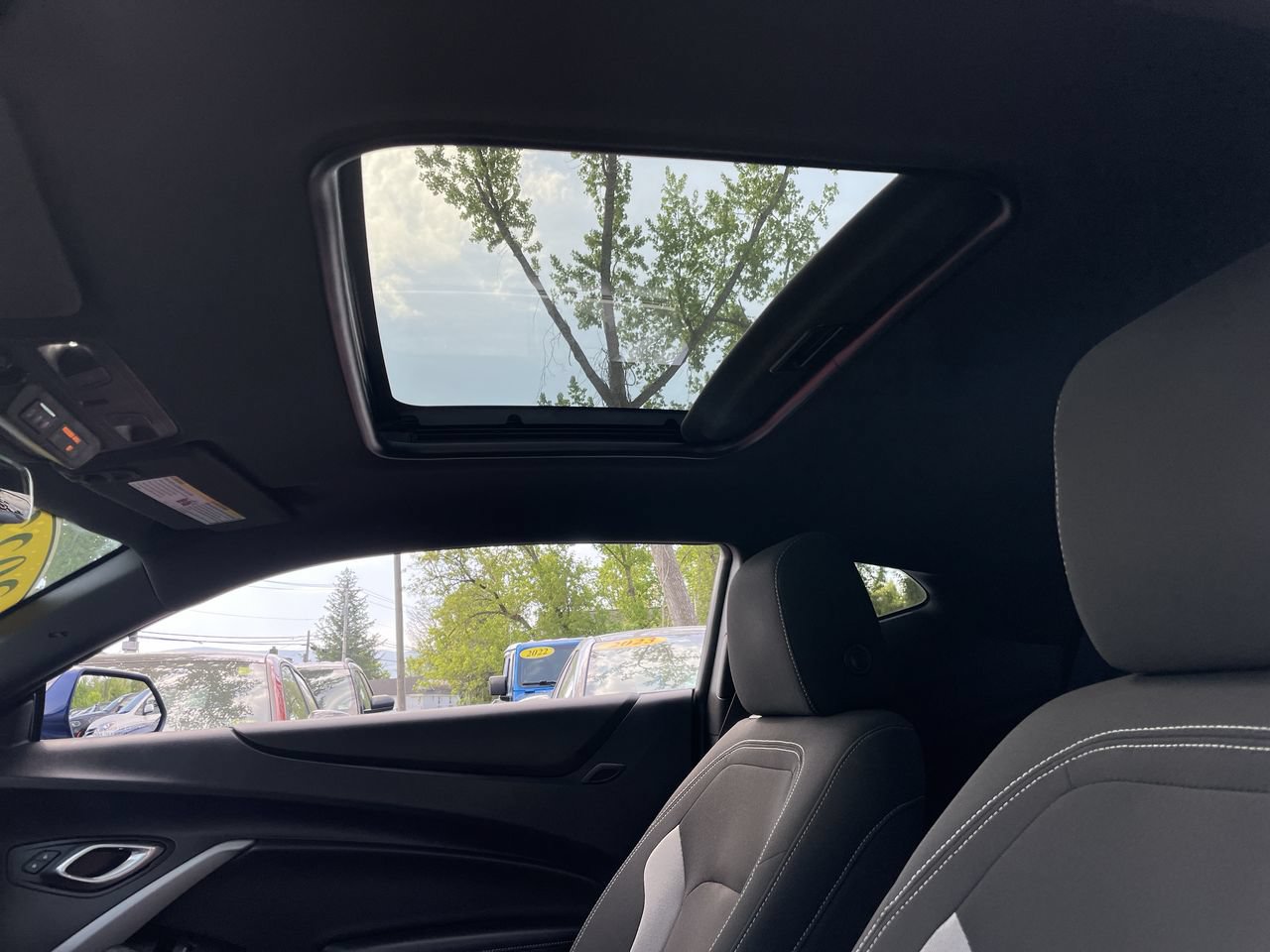 Used 2022 Chevrolet Camaro SS RWD image 37