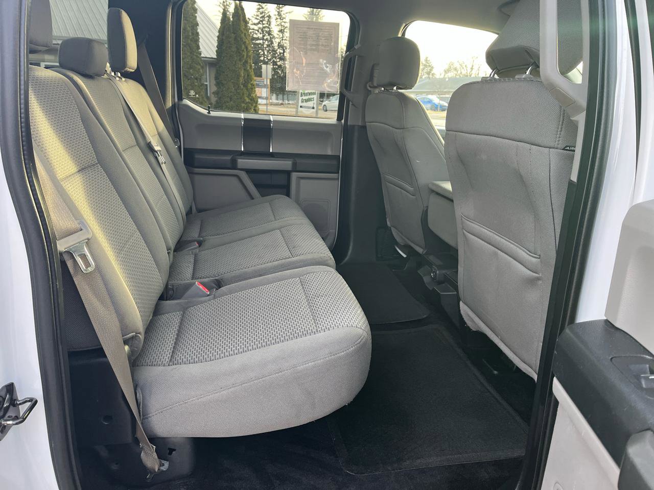Used 2017 Ford F150 XLT image 16