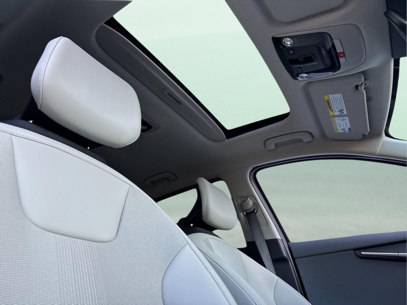 New 2026 Kia Niro EX image 16