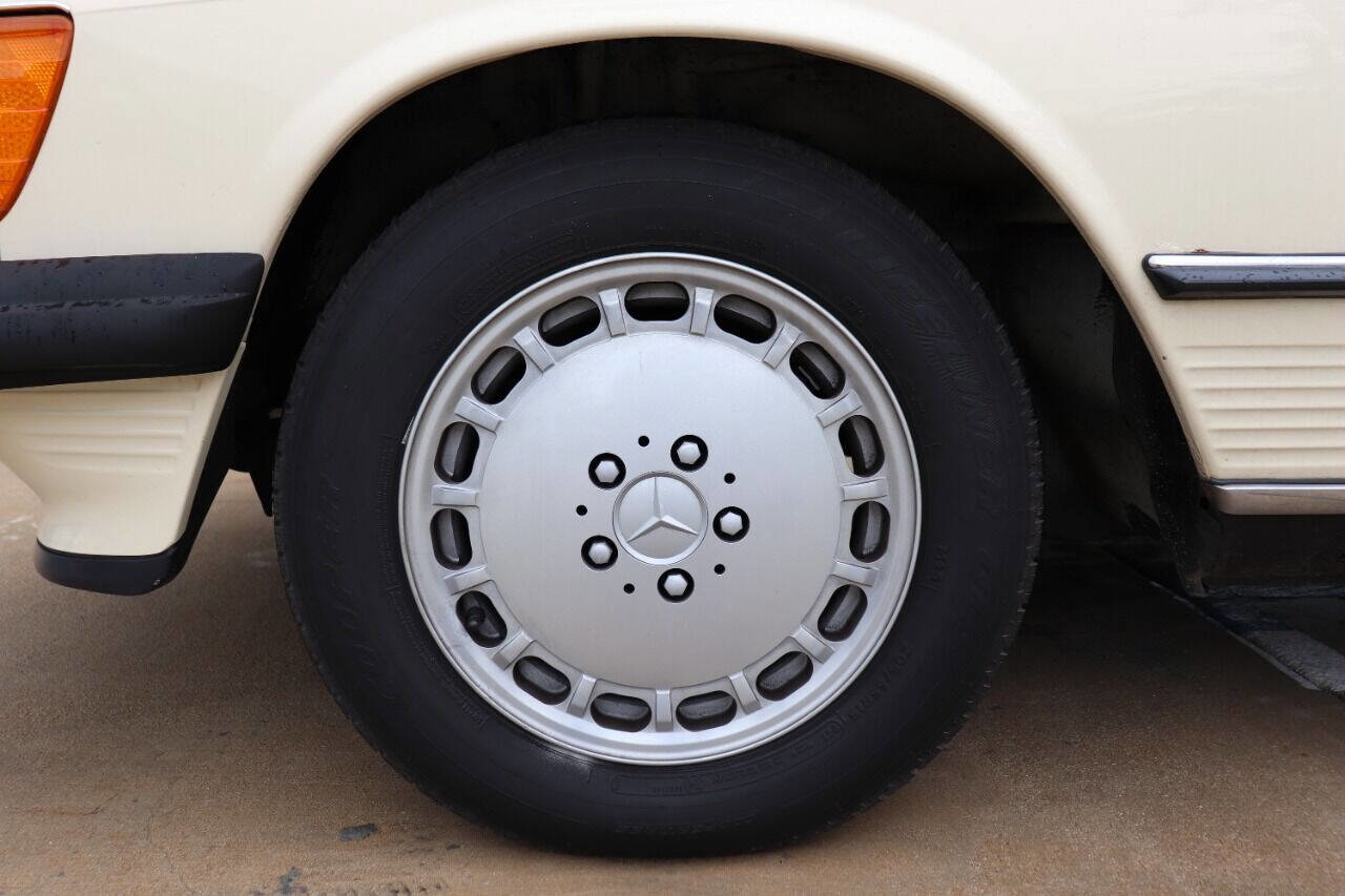 Used 1987 Mercedes-Benz 560 SL image 9