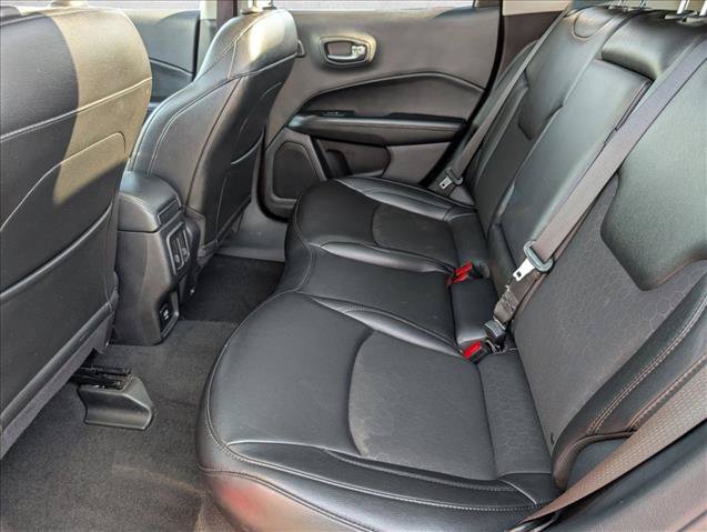 Used 2021 Jeep Compass Latitude w/ Sun and Sound Group FWD image 21