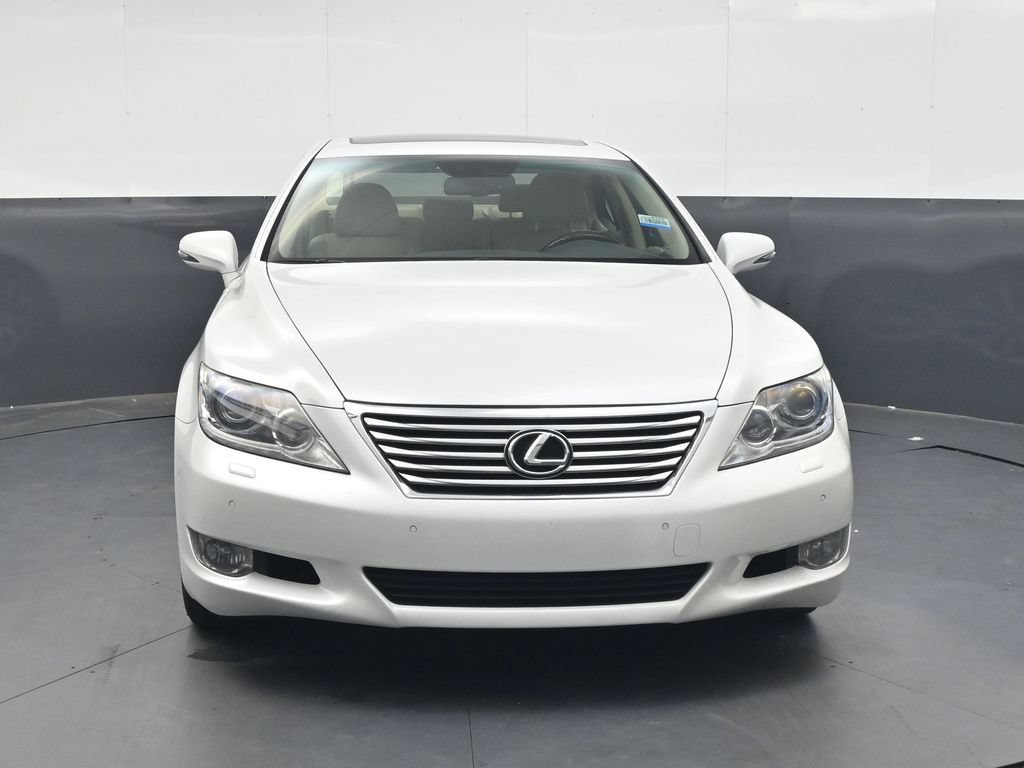 Used 2011 Lexus LS 460 AWD w/ Comfort Pkg image 9