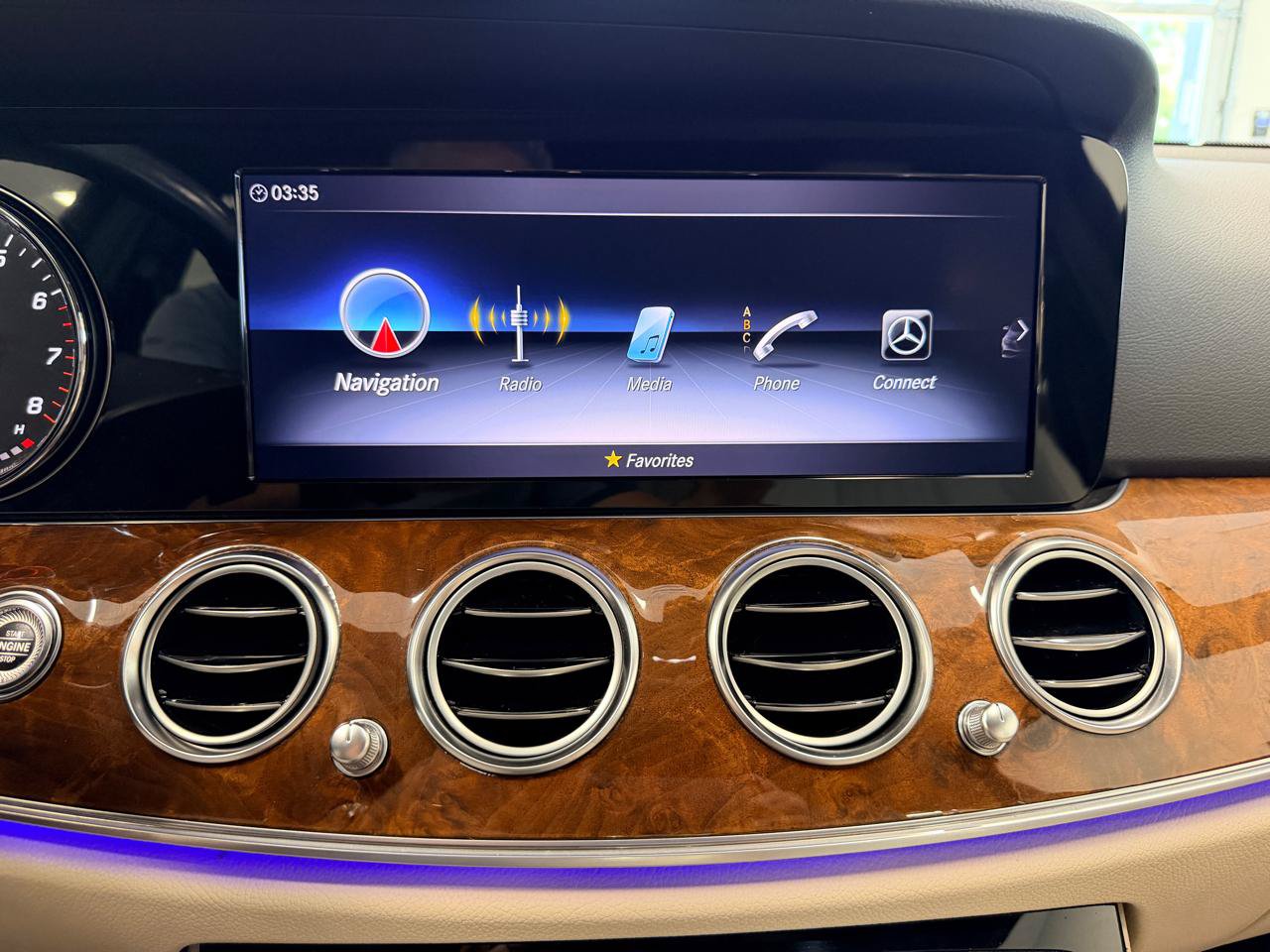 Used 2018 Mercedes-Benz E 300 image 40
