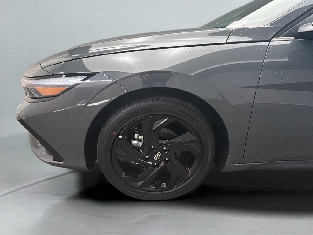 New 2026 Hyundai Elantra SEL Sport w/ Cargo Package image 3