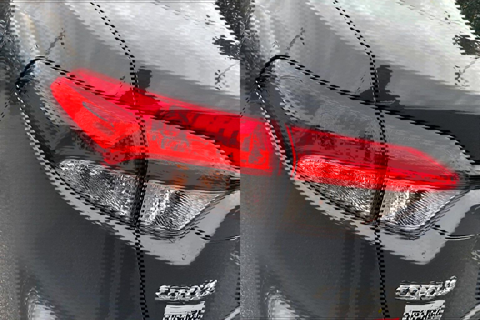 Used 2024 Toyota Corolla LE image 27