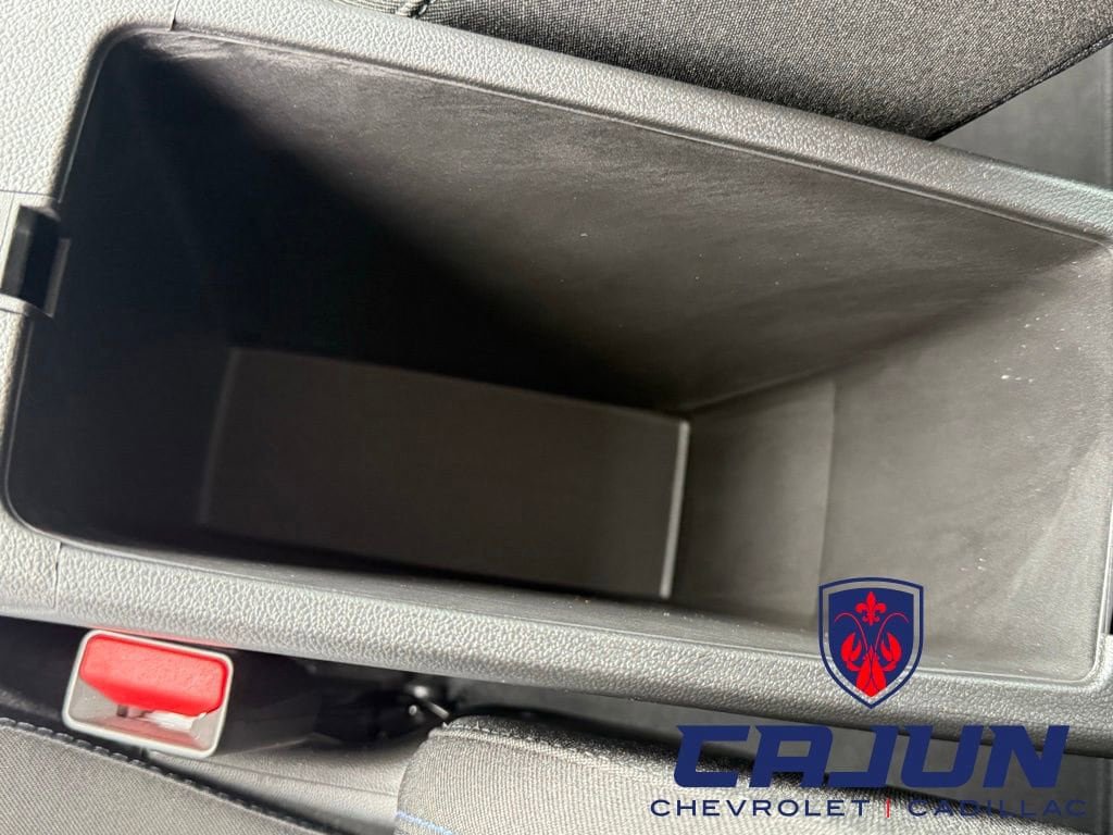 New 2027 Chevrolet Bolt LT w/ Comfort Package FWD image 28