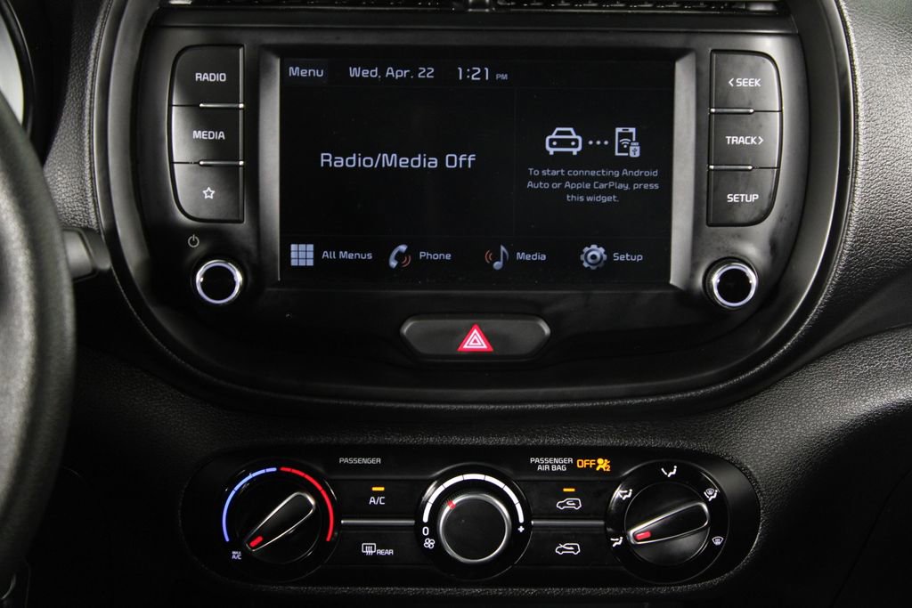 Used 2025 Kia Soul LX image 8