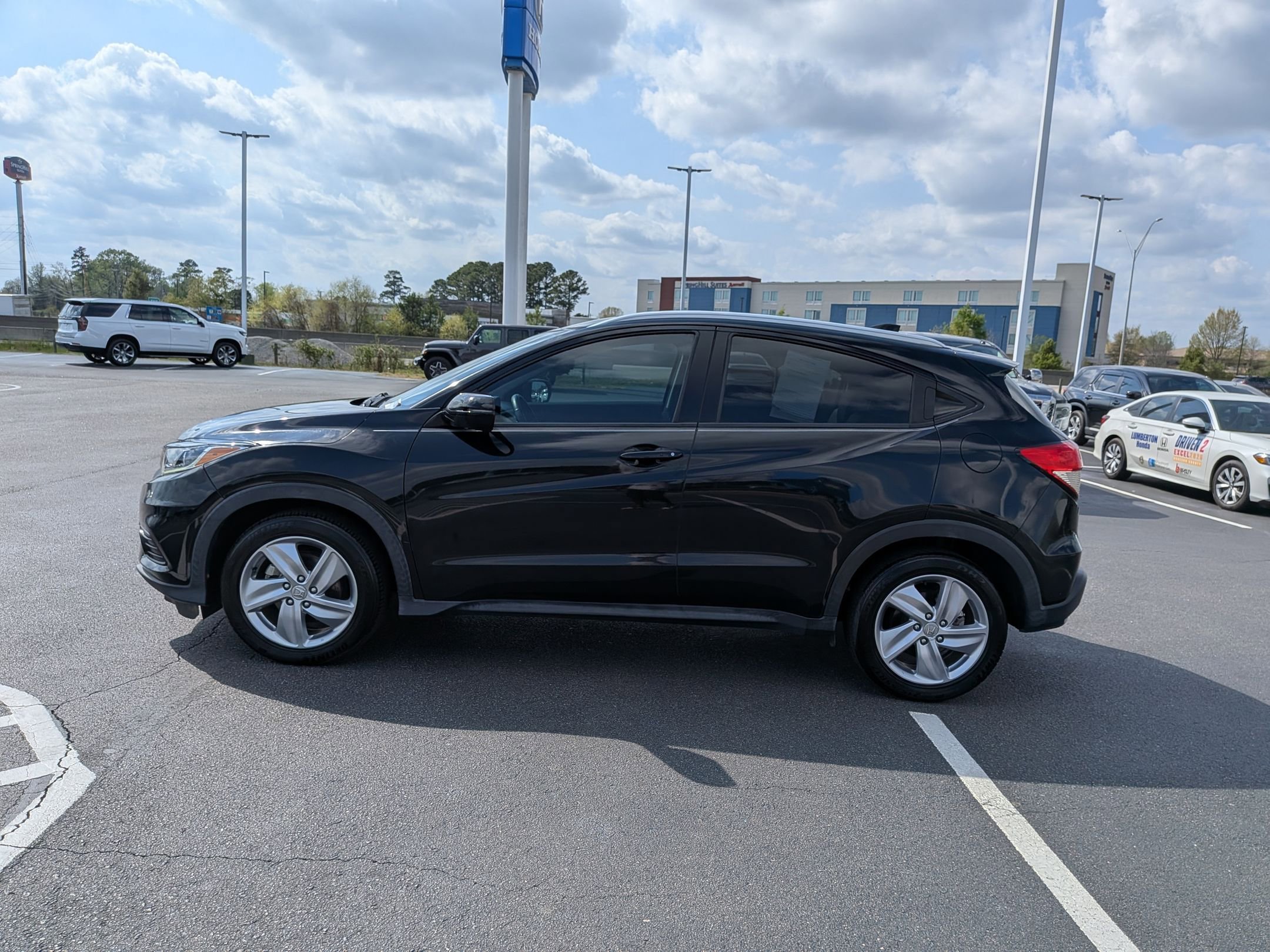 Used 2020 Honda HR-V EX-L image 6