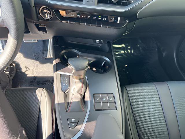 Used 2024 Lexus UX 250h F Sport image 17