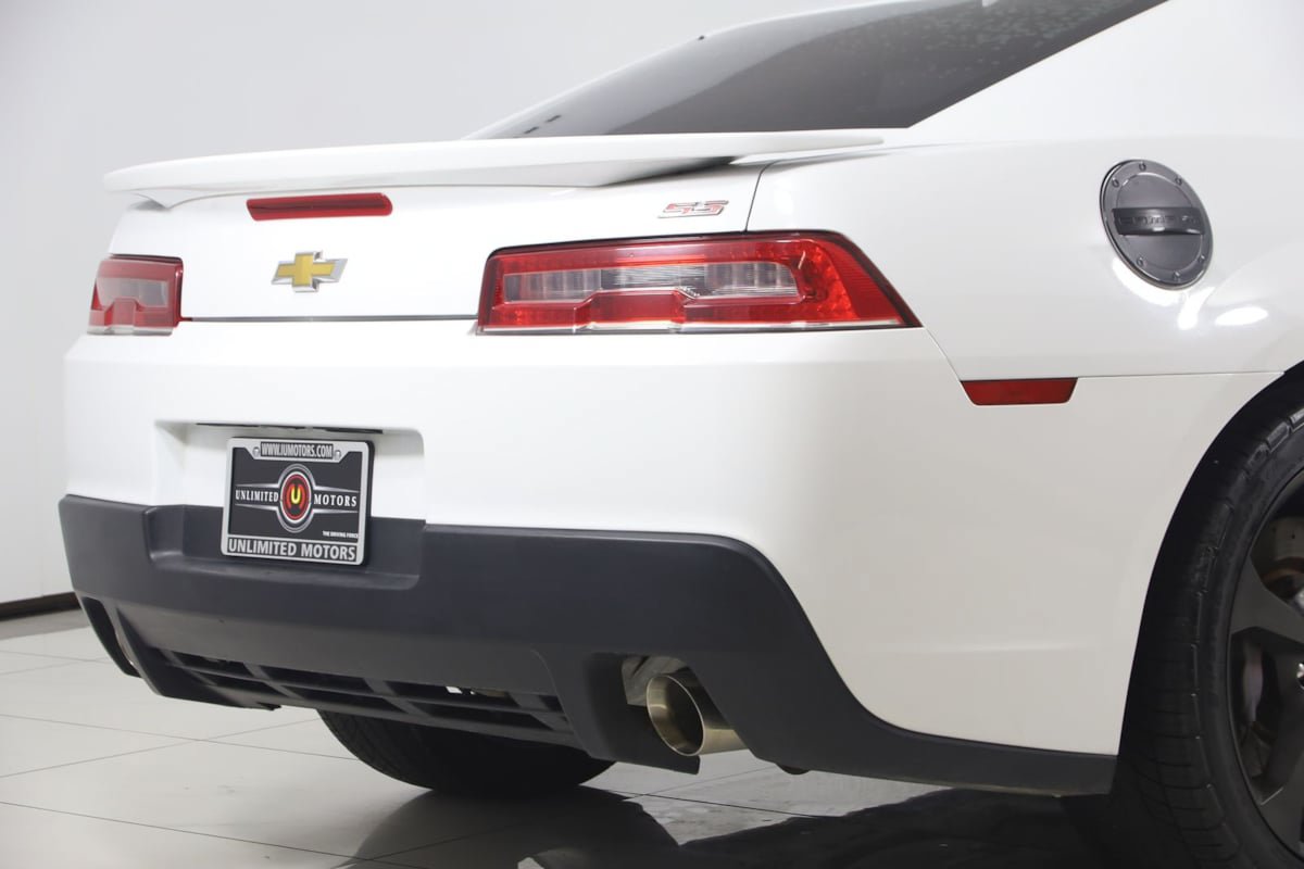 Used 2014 Chevrolet Camaro SS w/ RS Package RWD image 37