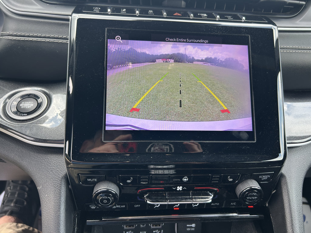 Used 2021 Jeep Grand Cherokee L Laredo RWD image 21