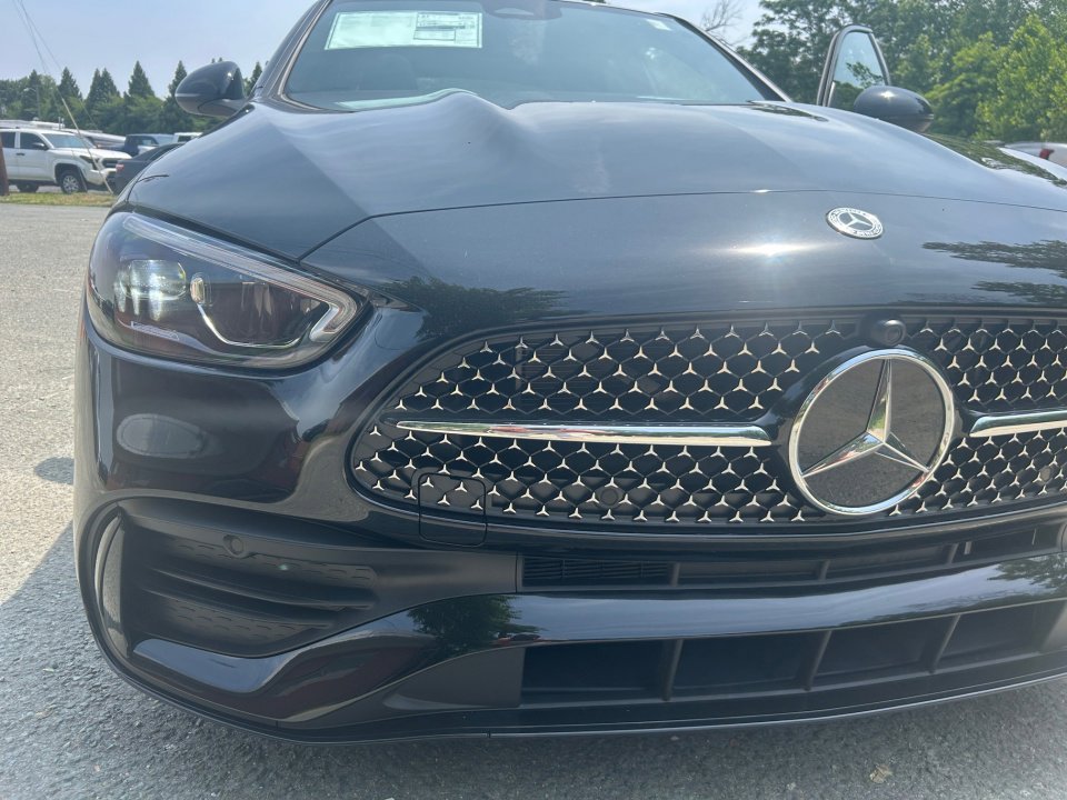 New 2025 Mercedes-Benz C 300 4MATIC Sedan image 24