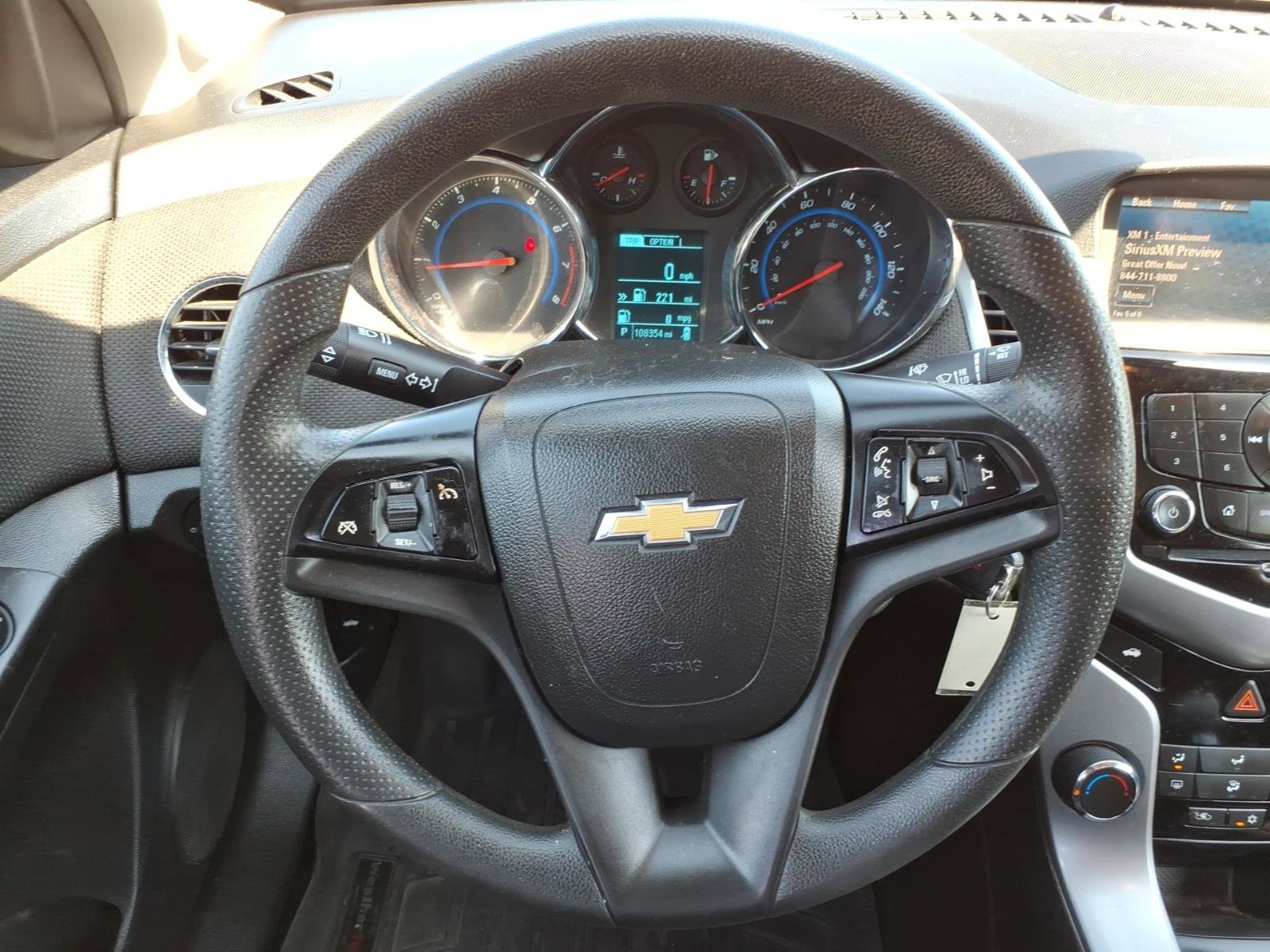 Used 2016 Chevrolet Cruze LT FWD image 20