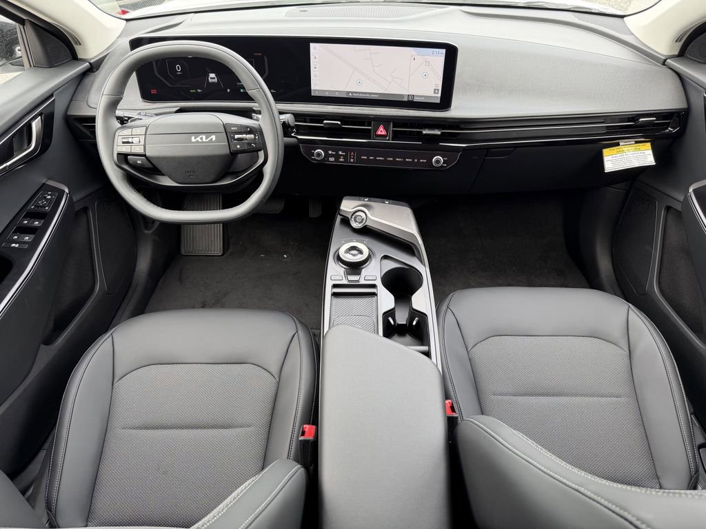 New 2025 Kia EV6 Light w/ Light LR Technology Package image 11