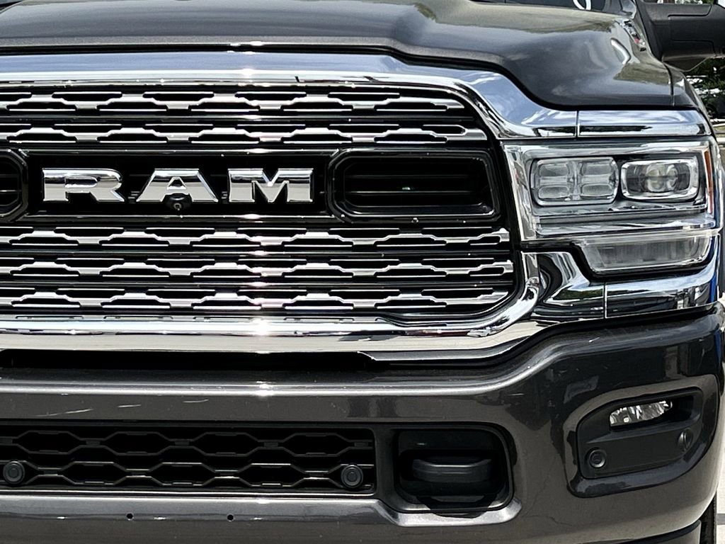 Used 2023 RAM 2500 Limited w/ Towing Technology Group image 10