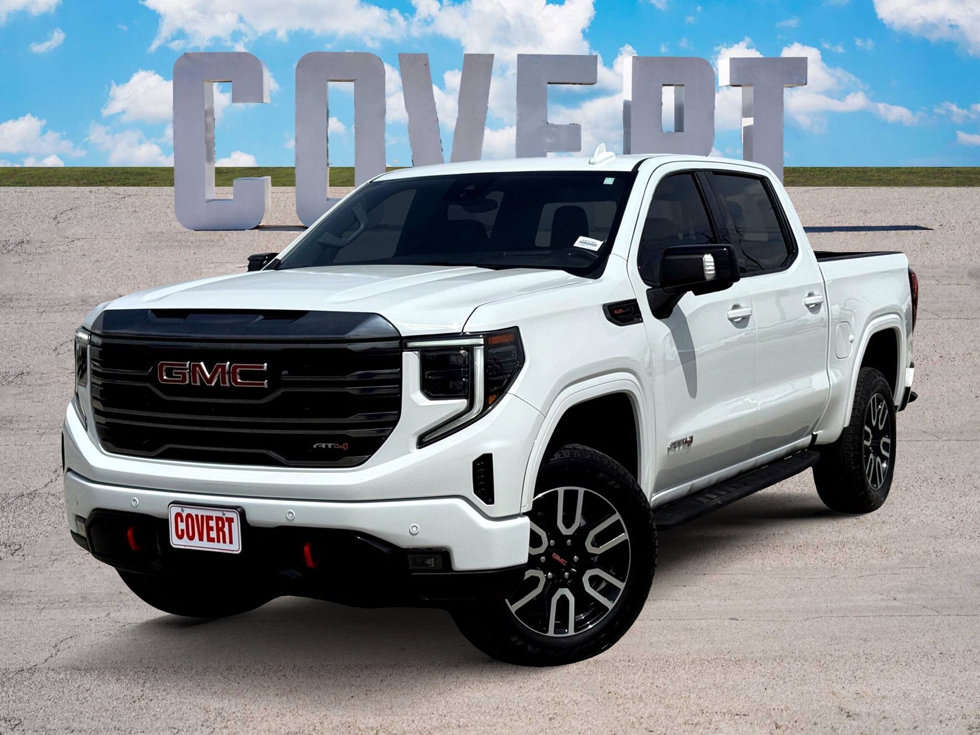 Used 2024 GMC Sierra 1500 AT4 w/ Technology Package AWD/4WD image 1