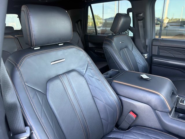 Used 2023 Ford Expedition Max Platinum AWD/4WD image 19