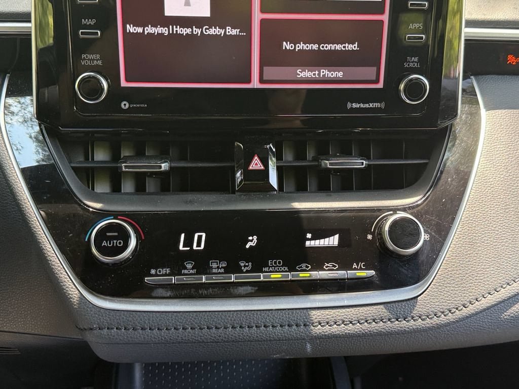Used 2021 Toyota Corolla SE w/ Carpet Mat Package (TMS) FWD image 22