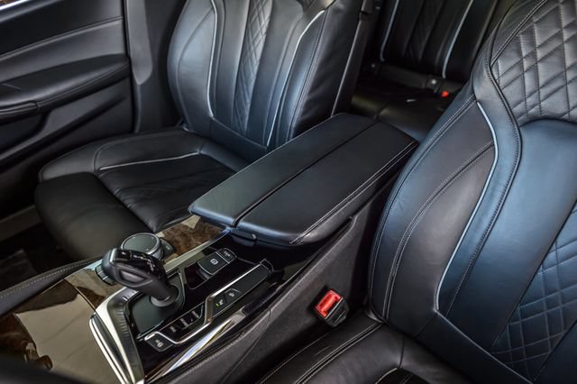 Used 2018 BMW 540i w/ M Sport Package RWD image 32