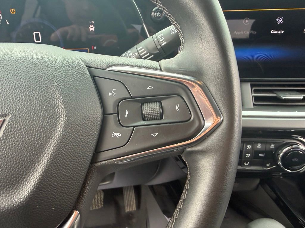 Used 2024 Chevrolet Trax ACTIV w/ Sunroof Package FWD image 23