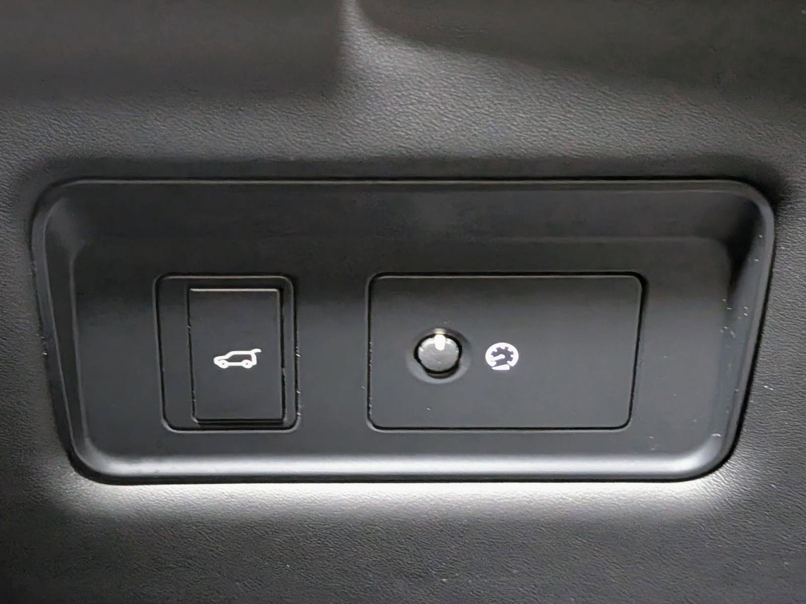 Used 2019 Land Rover Range Rover Autobiography image 35