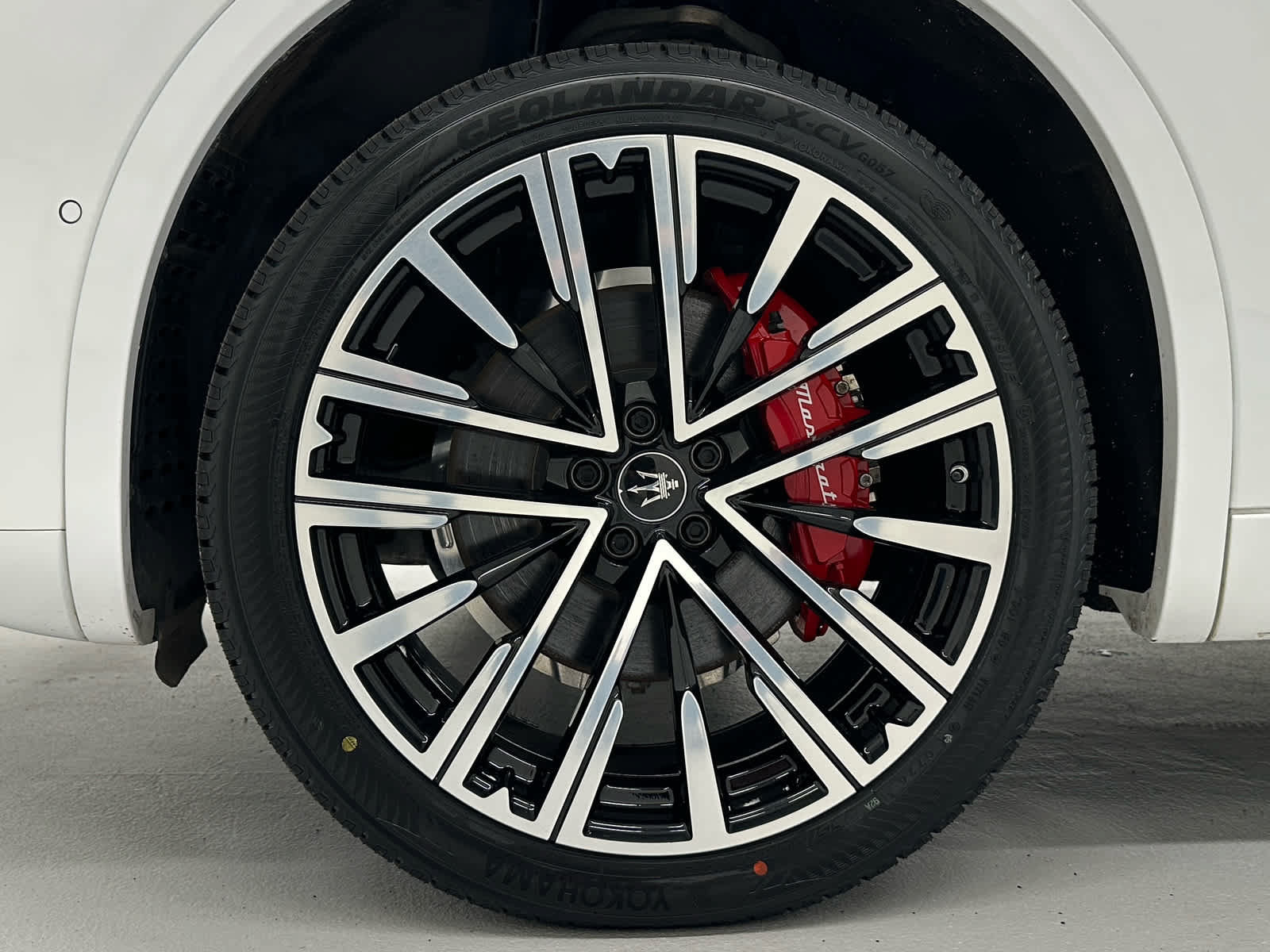 Used 2023 Maserati Grecale Modena AWD/4WD image 9