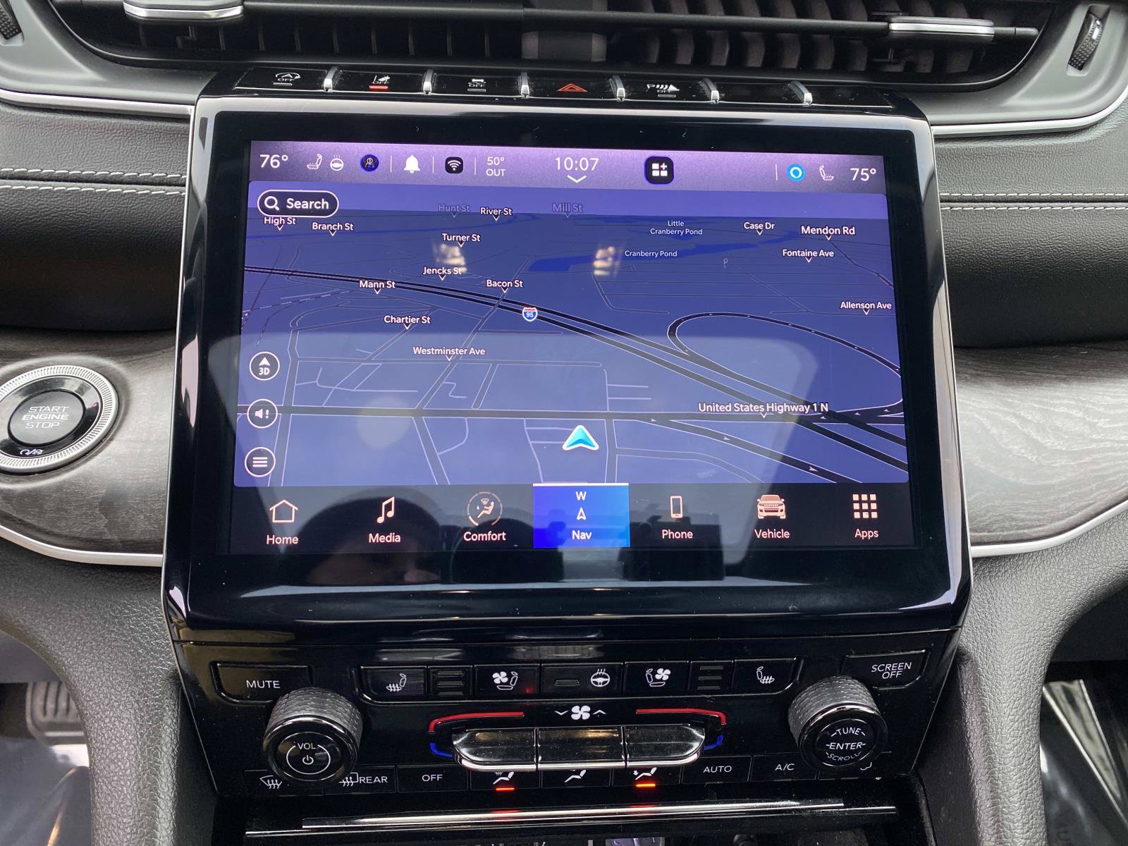 Used 2022 Jeep Grand Cherokee L Limited w/ Luxury Tech Group II AWD/4WD image 10